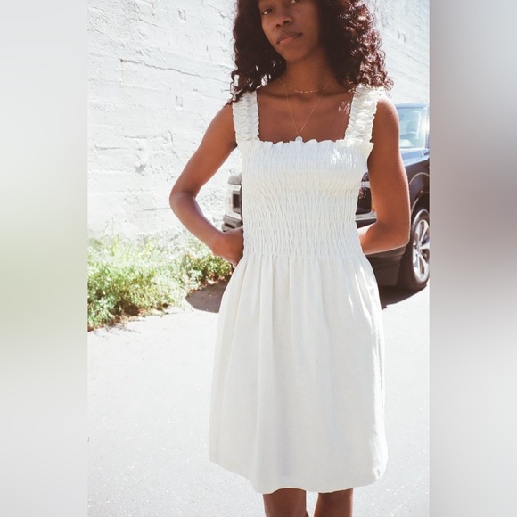 [sold] Lisa Says Gah Tammy Linen Smocked Top Dress in Oatmilk (Cream) - Small - Picture 3 of 11